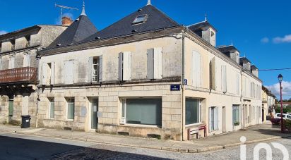 Building in Saint-Porchaire (17250) of 136 m²