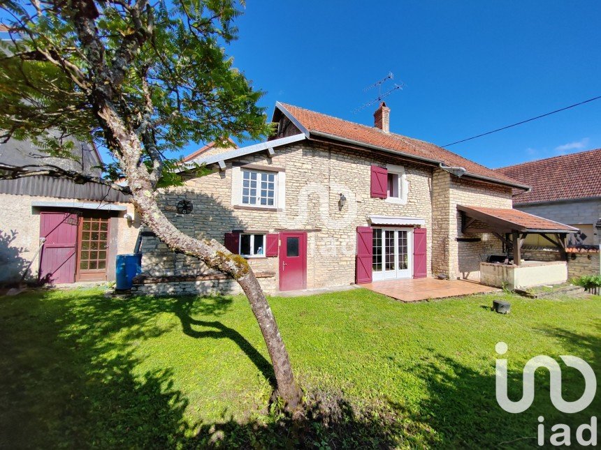 Maison de village 5 pièces de 131 m² à Châteauvillain (52120)