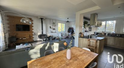 Maison 7 pièces de 163 m² à Vaux-le-Pénil (77000)