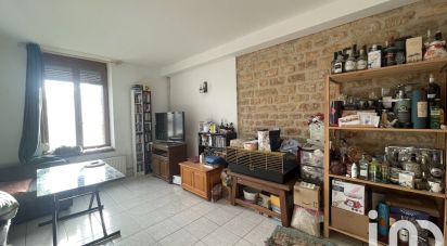 Maison 3 pièces de 80 m² à Noyers-Pont-Maugis (08350)