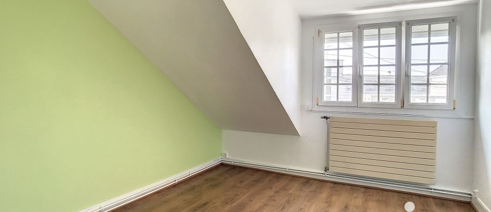 Maison 4 pièces de 100 m² à Ozoir-la-Ferrière (77330)