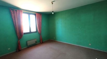 Maison 5 pièces de 102 m² à Barbaira (11800)