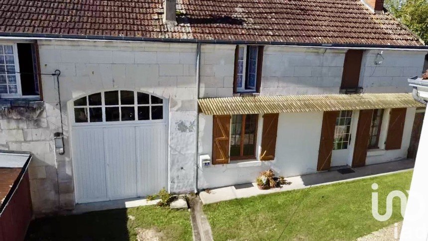 Village house 4 rooms of 77 m² in Genillé (37460)