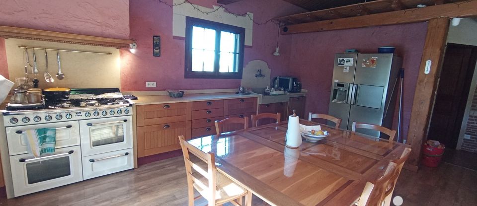 Traditional house 4 rooms of 150 m² in La Pomarède (11400)