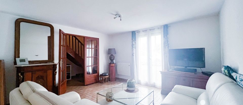 Traditional house 6 rooms of 100 m² in Herblay-sur-Seine (95220)