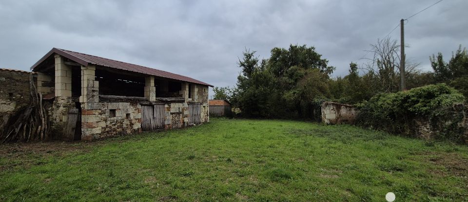 Maison de campagne 3 pièces de 84 m² à LORETZ D'ARGENTON (79290)