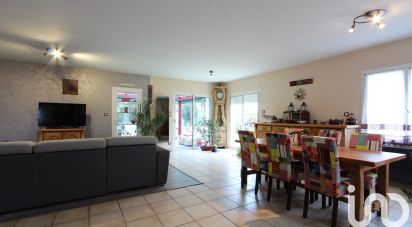 Maison 5 pièces de 125 m² à Aizenay (85190)