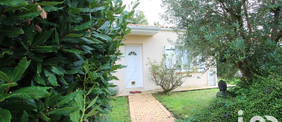 Maison 5 pièces de 125 m² à Aizenay (85190)