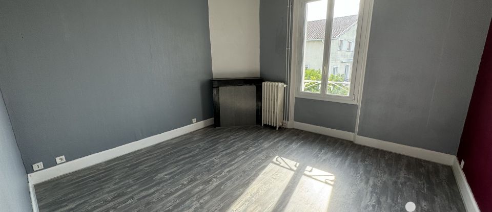 Maison 7 pièces de 130 m² à Suippes (51600)