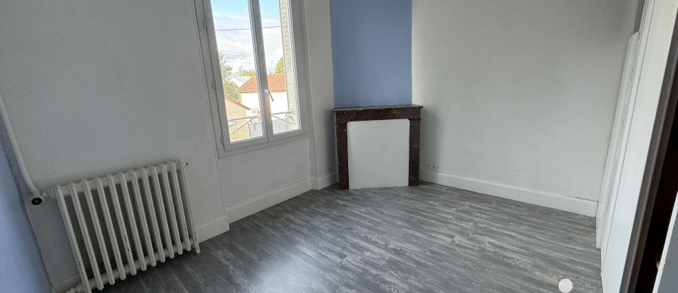 Maison 7 pièces de 130 m² à Suippes (51600)