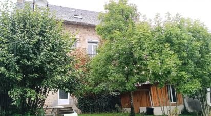 Immeuble de 144 m² à Saint-Chély-d'Apcher (48200)