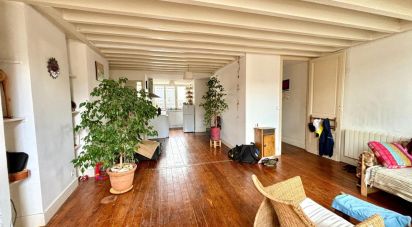 Appartement 4 pièces de 77 m² à Bordeaux (33000)