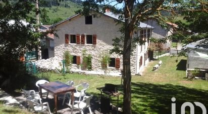 Lodge 12 rooms of 336 m² in Camurac (11340)