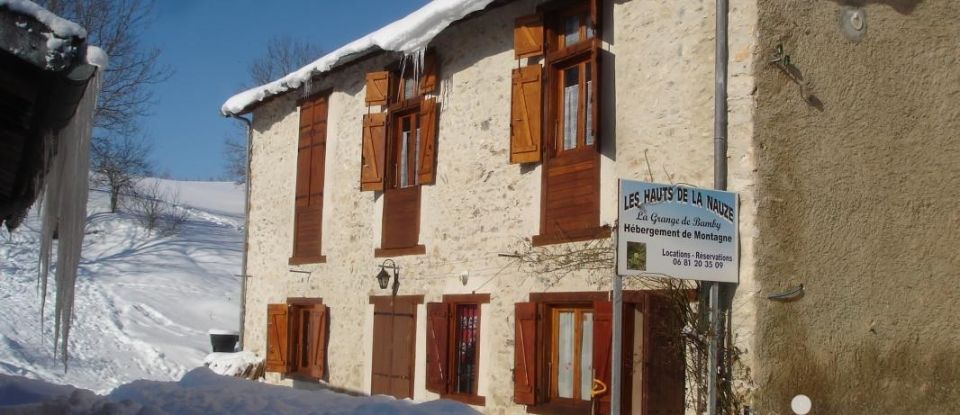 Lodge 12 rooms of 336 m² in Camurac (11340)