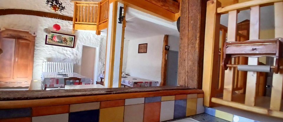 Lodge 12 rooms of 336 m² in Camurac (11340)