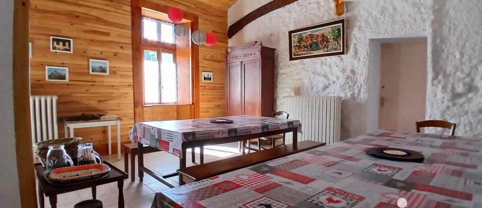 Lodge 12 rooms of 336 m² in Camurac (11340)