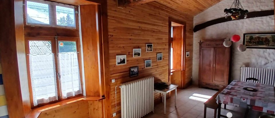 Lodge 12 rooms of 336 m² in Camurac (11340)