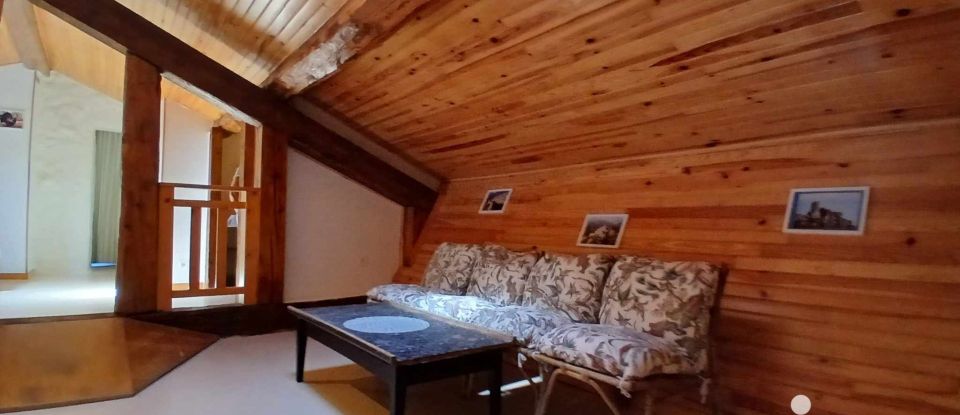 Lodge 12 rooms of 336 m² in Camurac (11340)