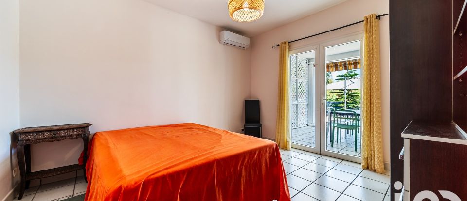 Maison 7 pièces de 235 m² à Saint-Benoît (97470)