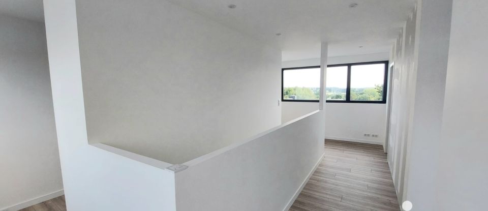 Maison 7 pièces de 229 m² à Gévezé (35850)