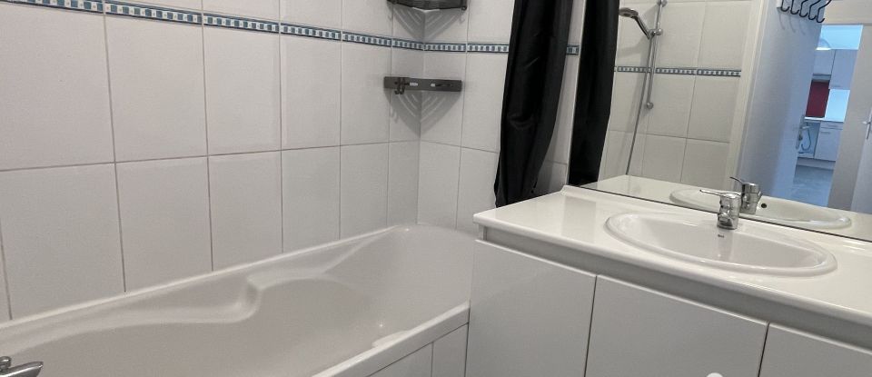 Appartement 3 pièces de 65 m² à Marseille (13013)