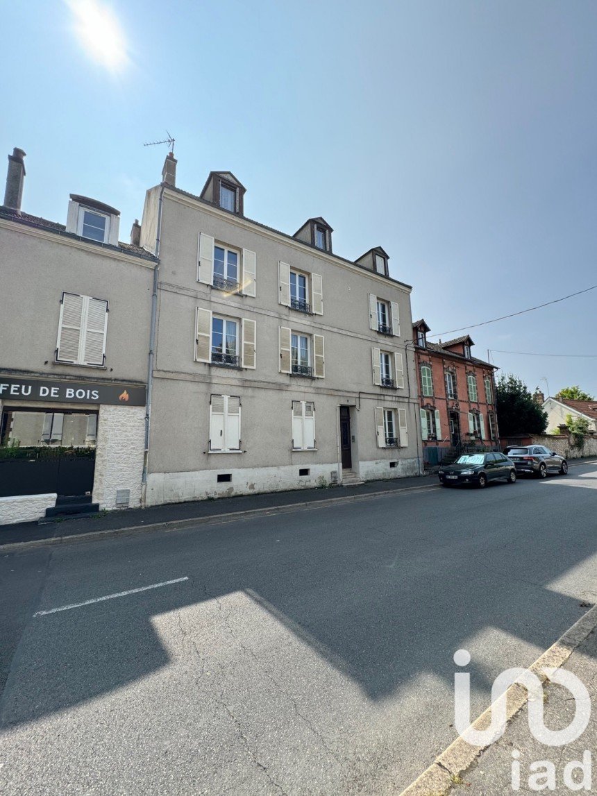 Apartment 5 rooms of 74 m² in Montereau-Fault-Yonne (77130)