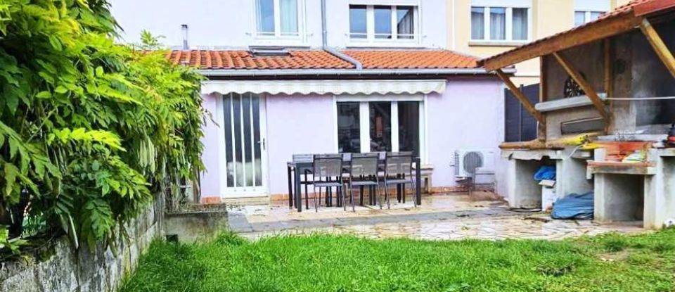 Maison 4 pièces de 80 m² à Guénange (57310)