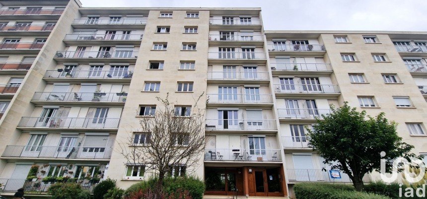 Appartement 2 pièces de 46 m² à Rosny-sous-Bois (93110)