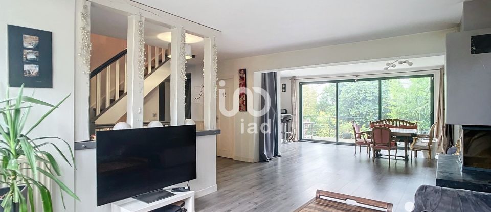 Maison 7 pièces de 159 m² à Antony (92160)