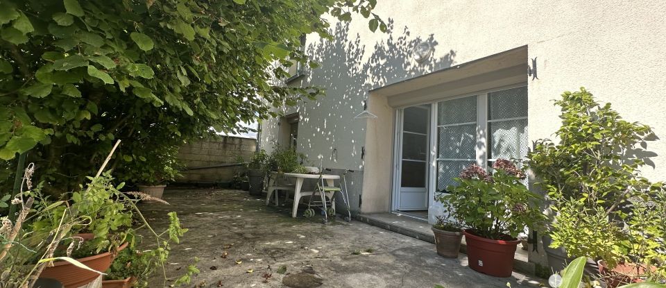 Maison de village 2 pièces de 49 m² à Nesles-la-Montagne (02400)