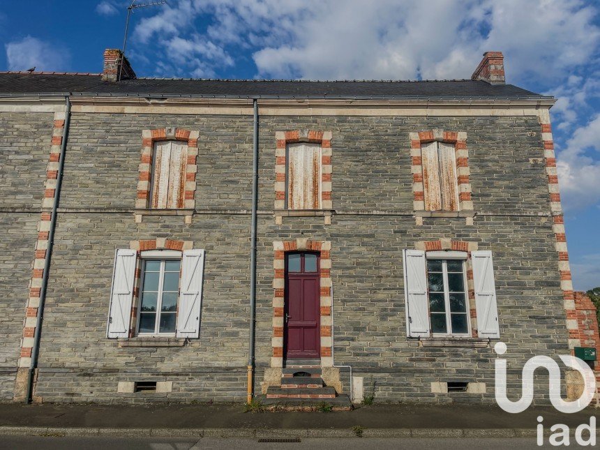 Maison traditionnelle 7 pièces de 154 m² à Guémené-Penfao (44290)