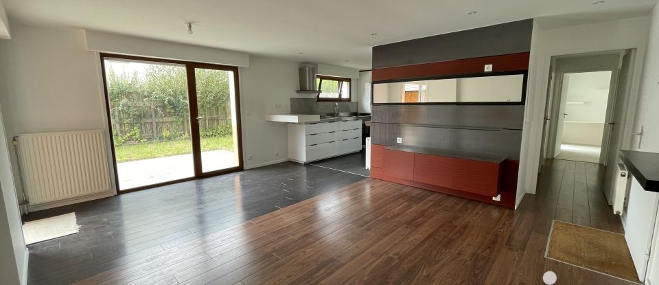 Appartement 4 pièces de 80 m² à La Chapelle-des-Fougeretz (35520)