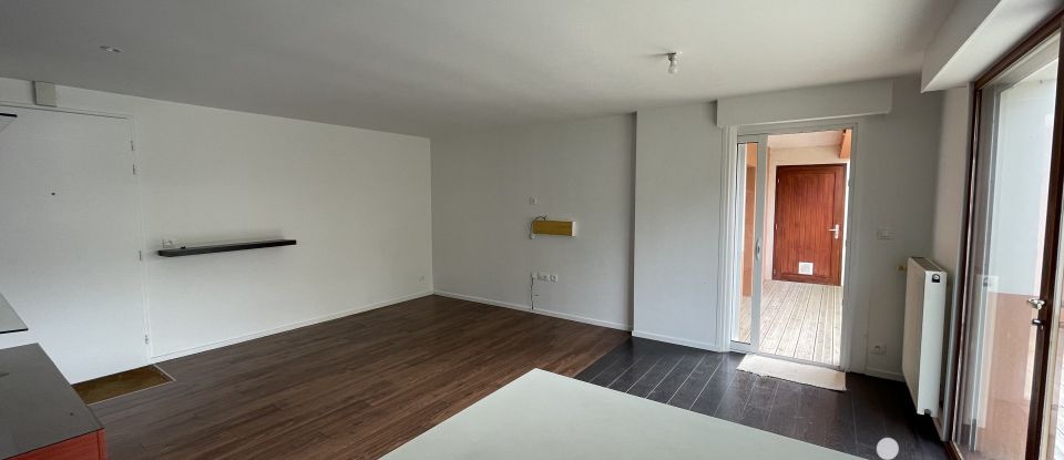 Appartement 4 pièces de 80 m² à La Chapelle-des-Fougeretz (35520)