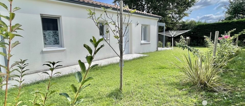 Maison 12 pièces de 233 m² à Blanquefort (33290)