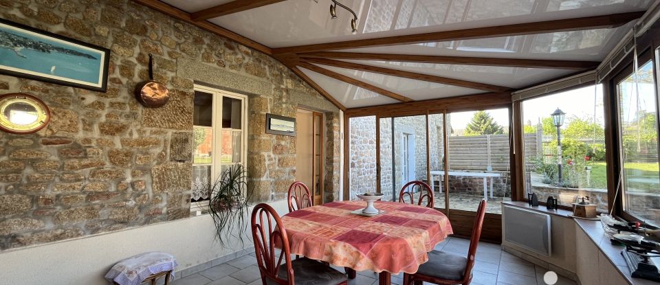 Maison de village 4 pièces de 148 m² à Roz-sur-Couesnon (35610)