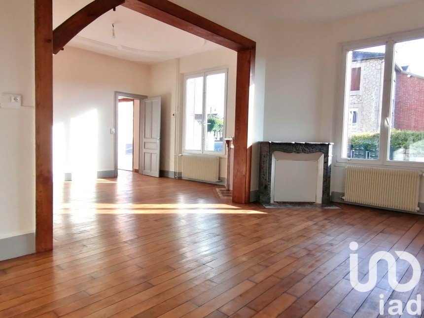 Traditional house 10 rooms of 224 m² in Maurupt-le-Montois (51340)