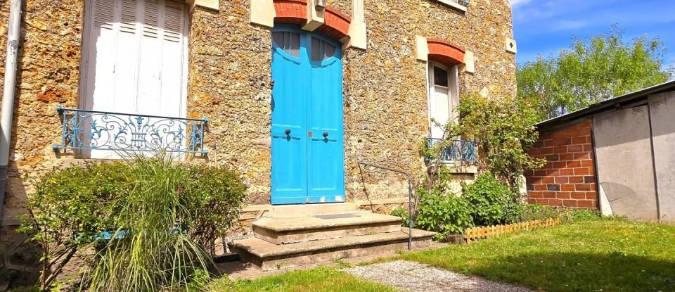 House 7 rooms of 179 m² in Les Mureaux (78130)