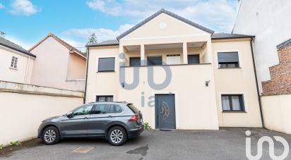 Building in Villejuif (94800) of 200 m²