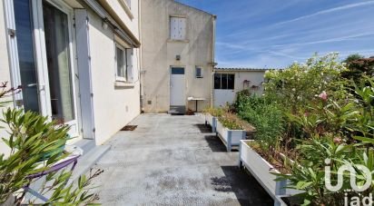 Maison 6 pièces de 111 m² à Fontenay-le-Comte (85200)