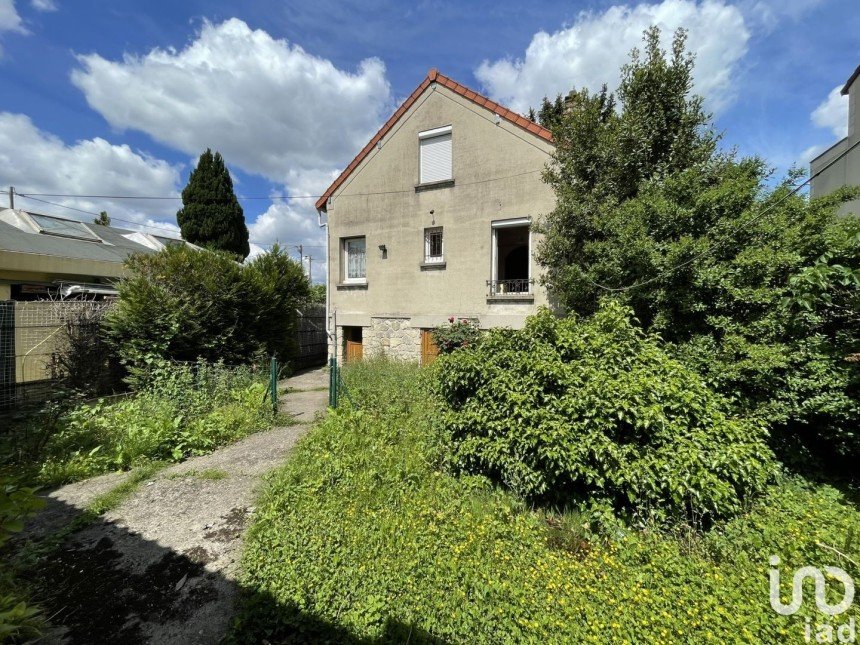 Maison 6 pièces de 132 m² à Le Blanc-Mesnil (93150)