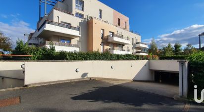 Parking of 88 m² in Lieusaint (77127)