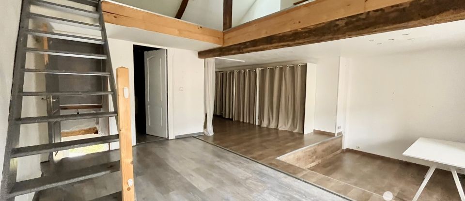 Maison 6 pièces de 154 m² à Liesse-Notre-Dame (02350)