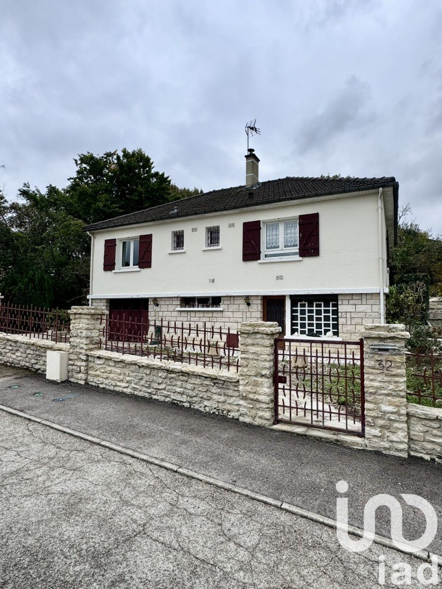 Maison 4 pièces de 87 m² à Bar-sur-Aube (10200)