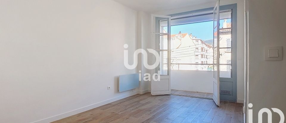 Appartement 2 pièces de 40 m² à Toulon (83200)