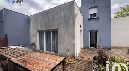 Maison de ville 4 pièces de 85 m² à Saint-Louis-de-Montferrand (33440)