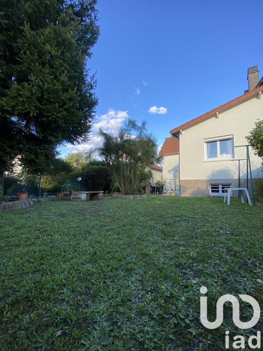 Maison 4 pièces de 90 m² à Conflans-Sainte-Honorine (78700)