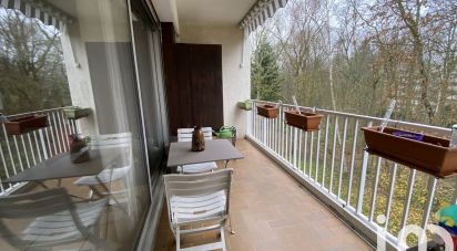 Apartment 4 rooms of 94 m² in Vaux-le-Pénil (77000)