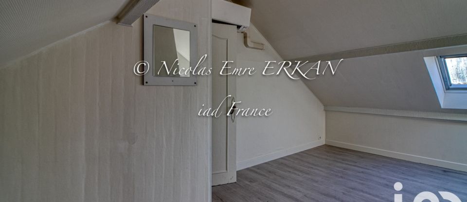 House 7 rooms of 150 m² in Rosny-sur-Seine (78710)