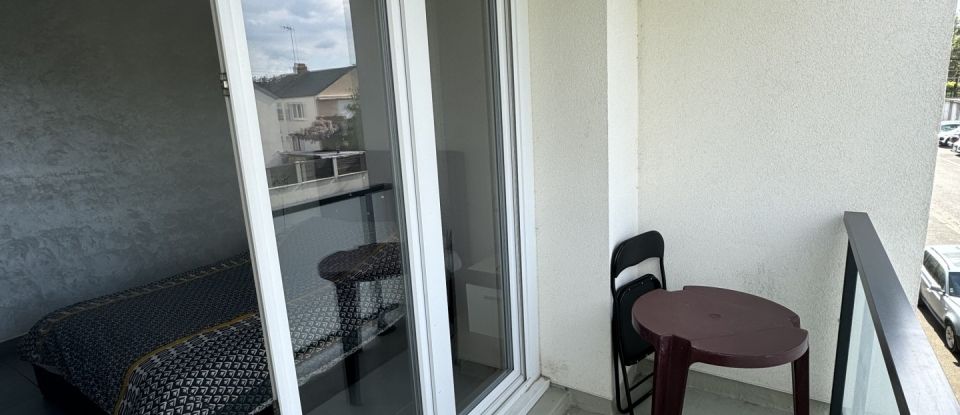 Apartment 3 rooms of 56 m² in Saint-Jean-de-la-Ruelle (45140)