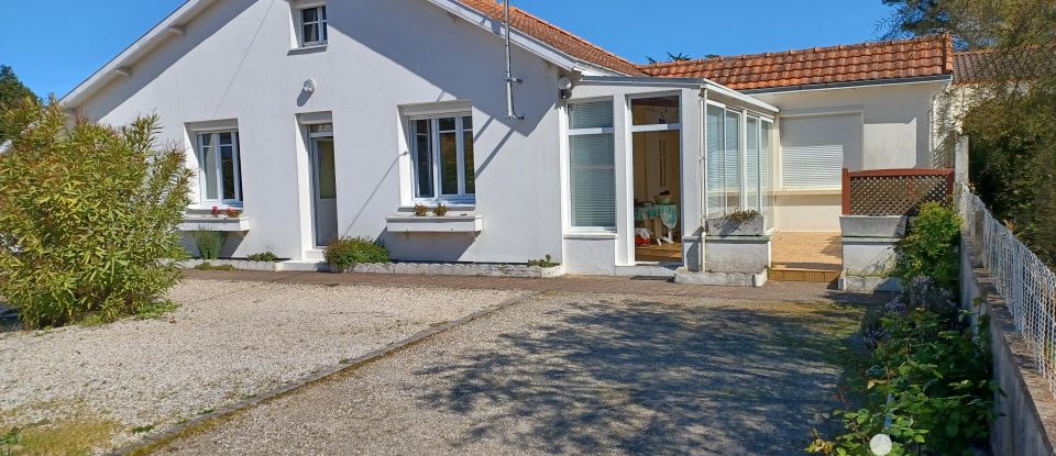 Maison traditionnelle 4 pièces de 82 m² à Préfailles (44770)